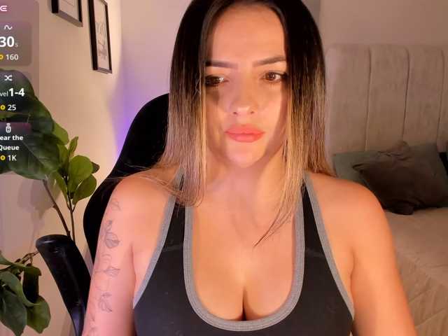 AmyWoods live cam on BongaCams