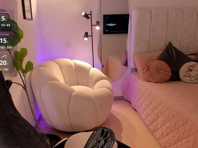 AmyWoods live cam on BongaCams