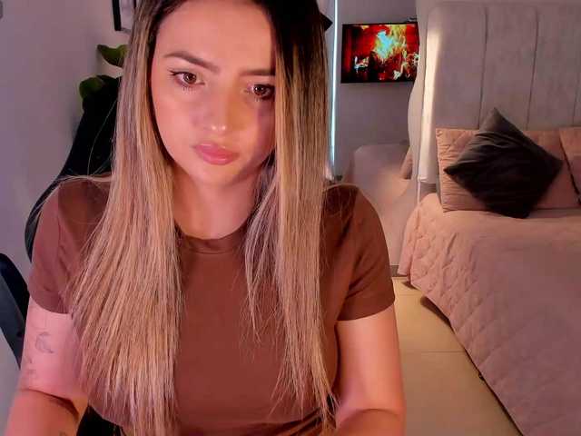 AmyWoods live cam on BongaCams