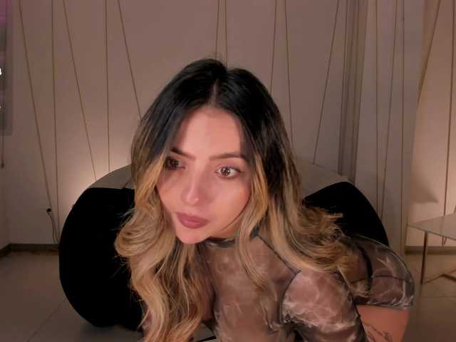 AmyWoods live cam on BongaCams