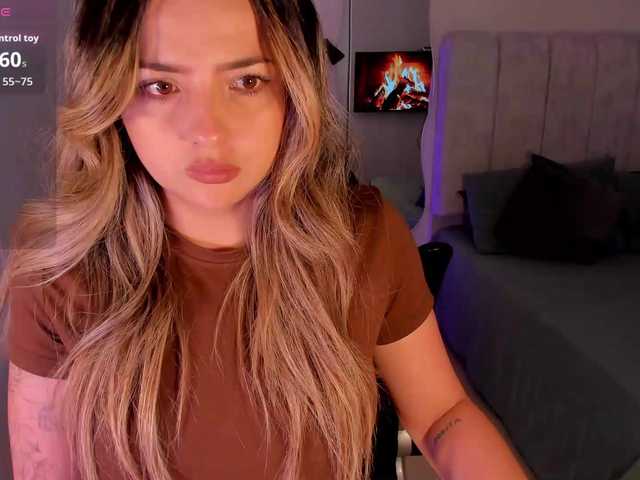 AmyWoods live cam on BongaCams