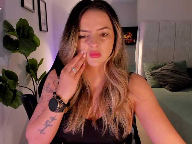 AmyWoods live cam on BongaCams