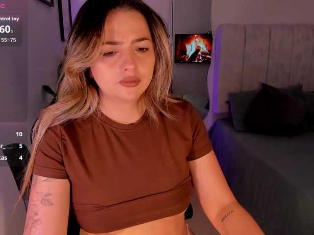 AmyWoods live cam on BongaCams
