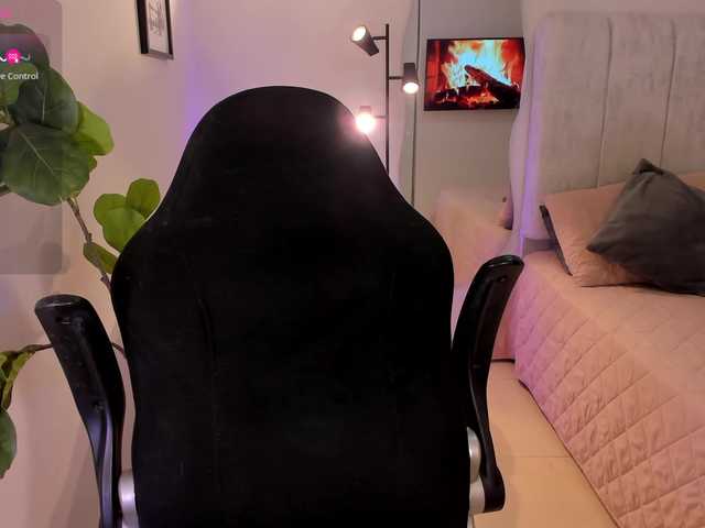 AmyWoods live cam on BongaCams