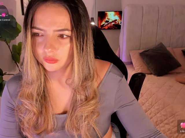 AmyWoods live cam on BongaCams