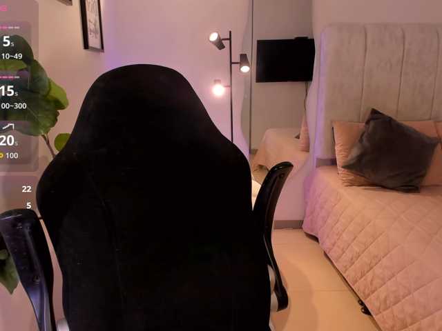AmyWoods live cam on BongaCams