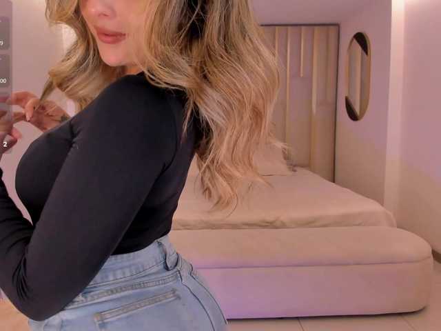 AmyWoods live cam on BongaCams