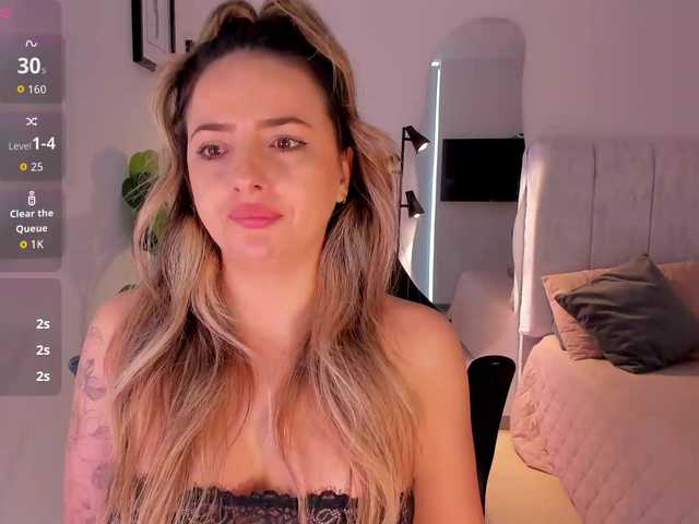 AmyWoods live cam on BongaCams
