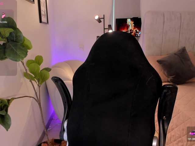 AmyWoods live cam preview