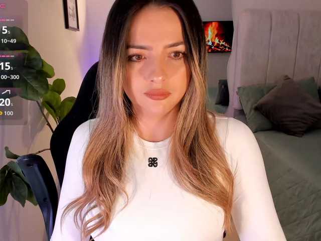 AmyWoods live cam on BongaCams