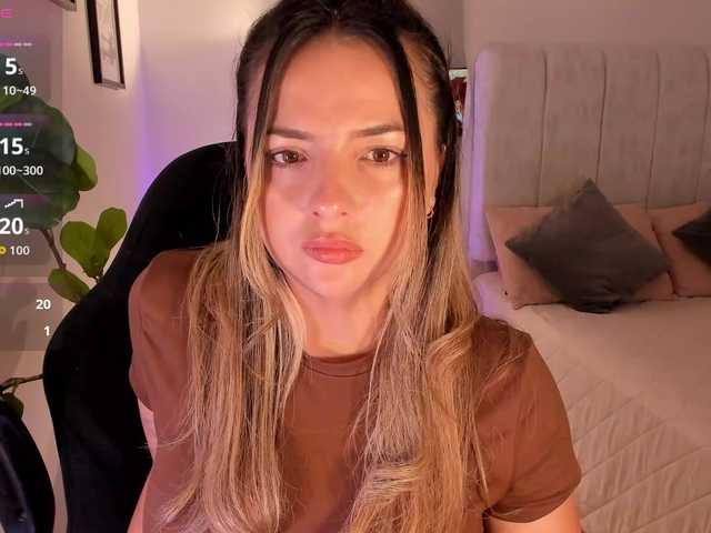 AmyWoods live cam preview