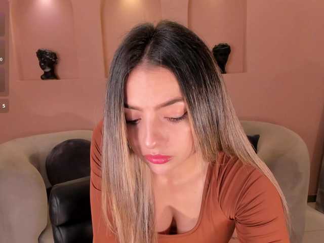 AmyWoods live cam on BongaCams