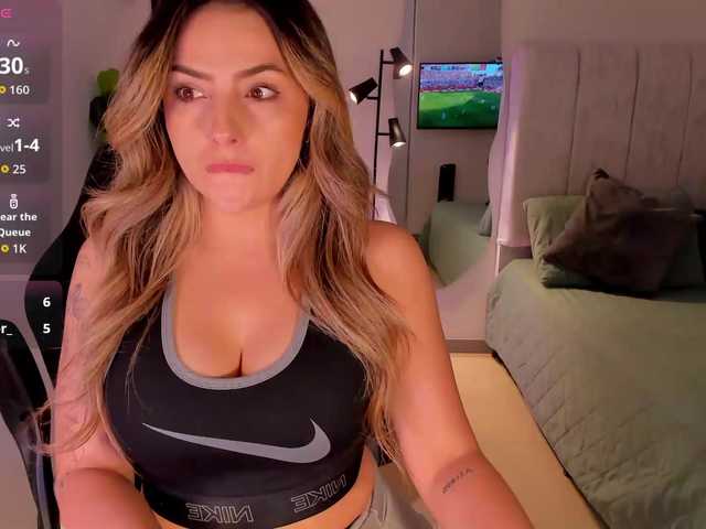 AmyWoods live cam on BongaCams