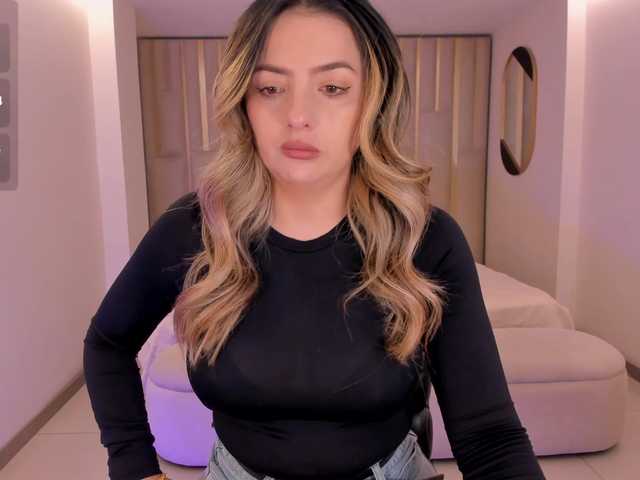 AmyWoods live cam on BongaCams