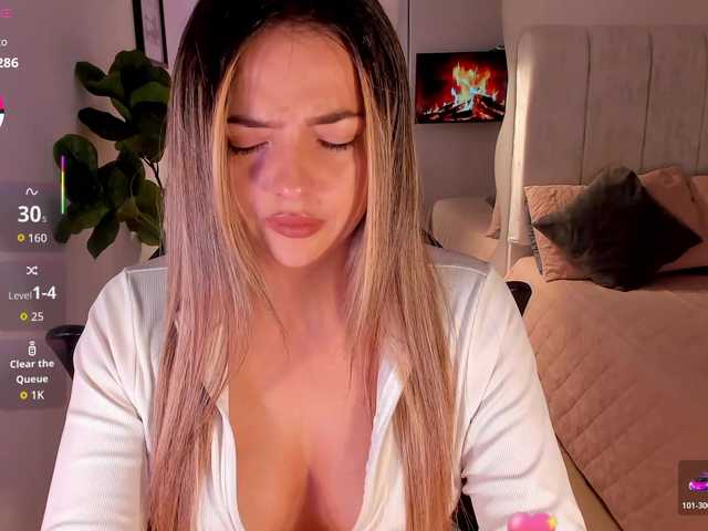 AmyWoods live cam on BongaCams