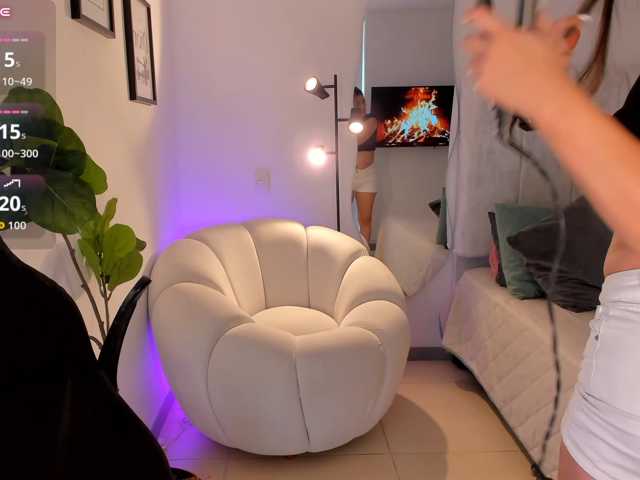 AmyWoods live cam on BongaCams
