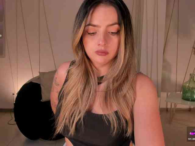 AmyWoods webcam