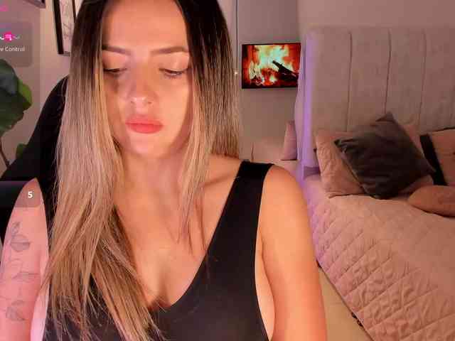 AmyWoods - Girl 