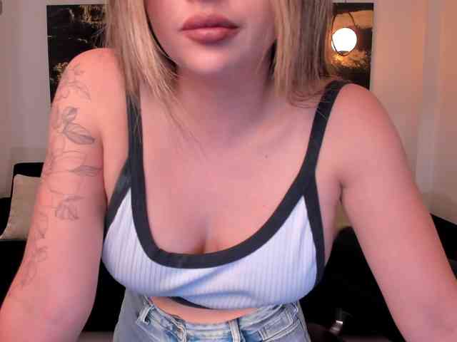 AmyWoods webcam