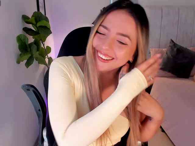 AmyWoods webcam