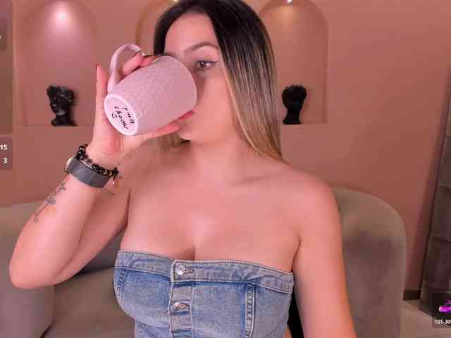 AmyWoods webcam