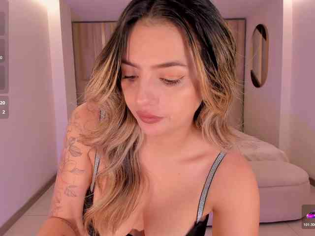AmyWoods AmyWoods