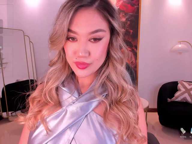 RebeccaHudson live cam on BongaCams