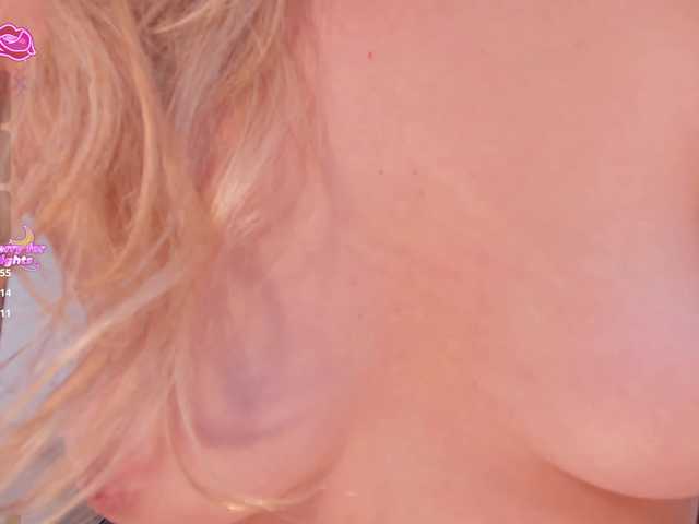 RebeccaHudson live cam on BongaCams