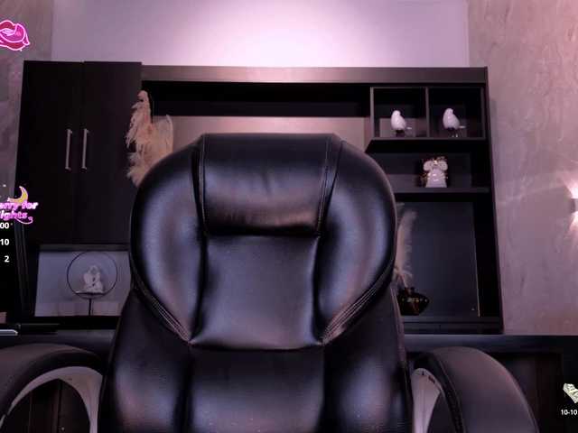 RebeccaHudson live cam on BongaCams