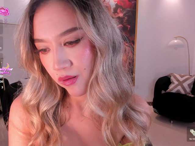RebeccaHudson live cam on BongaCams