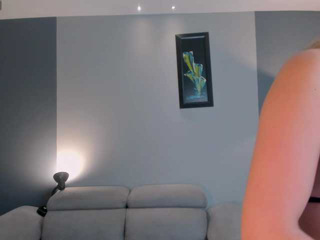 RebeccaHudson's BongaCams show and profile