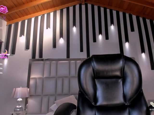 RebeccaHudson live cam on BongaCams