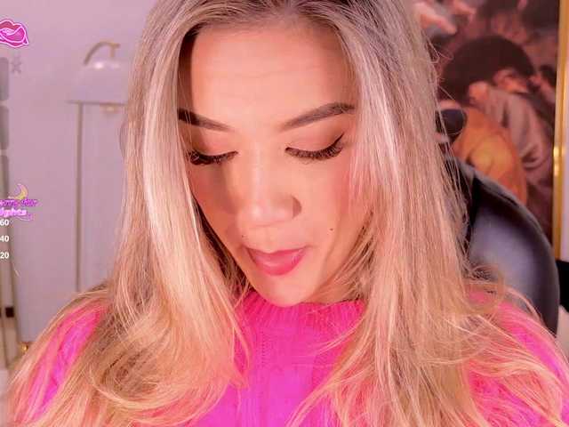 RebeccaHudson live cam on BongaCams