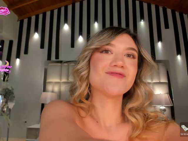 RebeccaHudson live cam on BongaCams