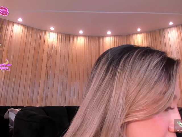 RebeccaHudson live cam on BongaCams