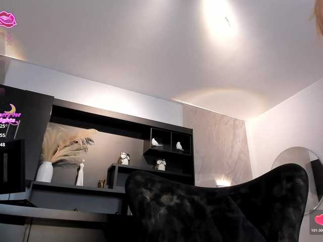 RebeccaHudson live cam on BongaCams