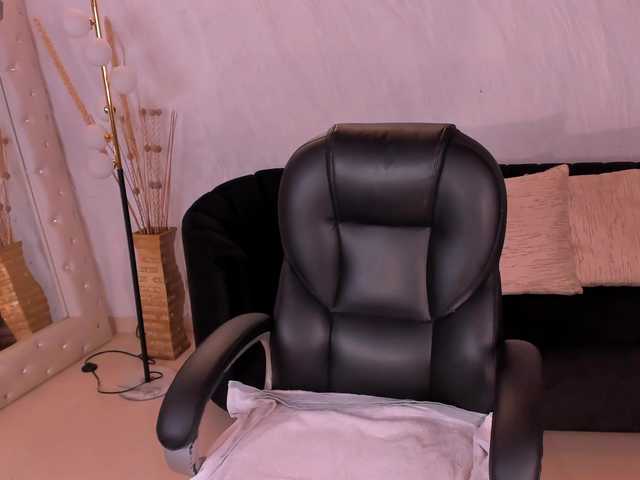 RebeccaHudson live cam on BongaCams