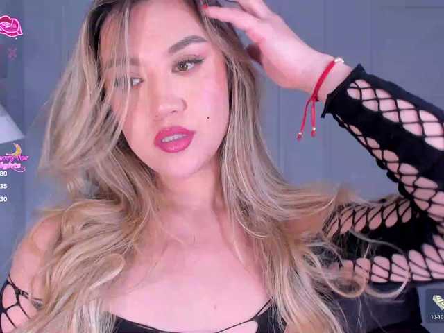 RebeccaHudson's BongaCams show and profile