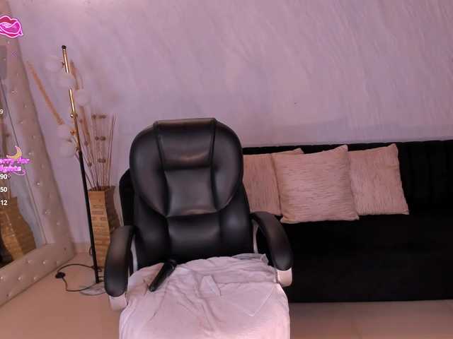 RebeccaHudson live cam on BongaCams
