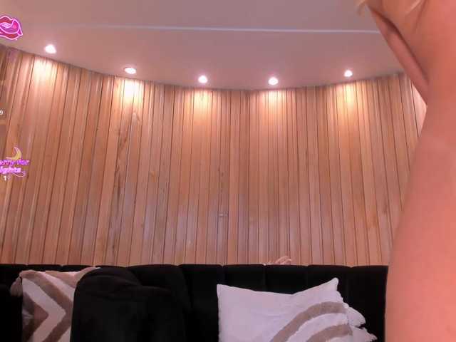 RebeccaHudson live cam on BongaCams