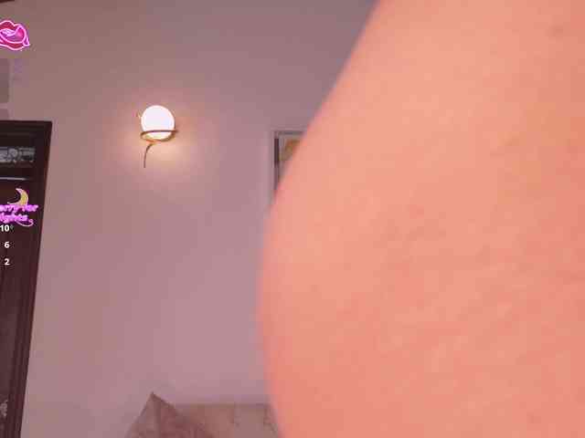RebeccaHudson webcam