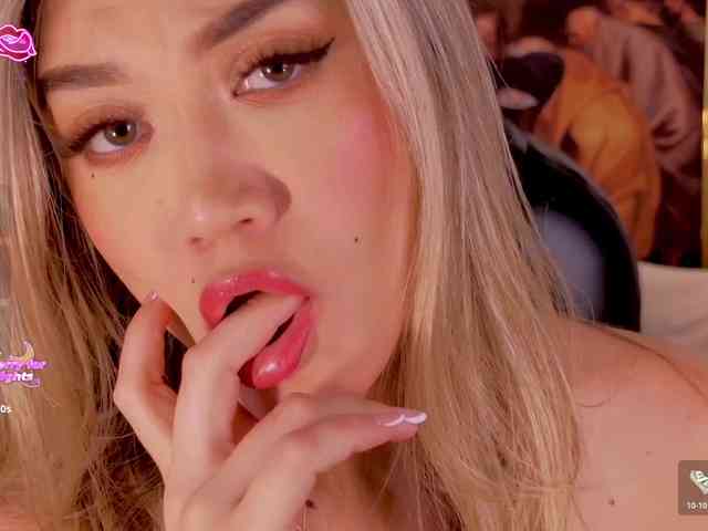 RebeccaHudson webcam