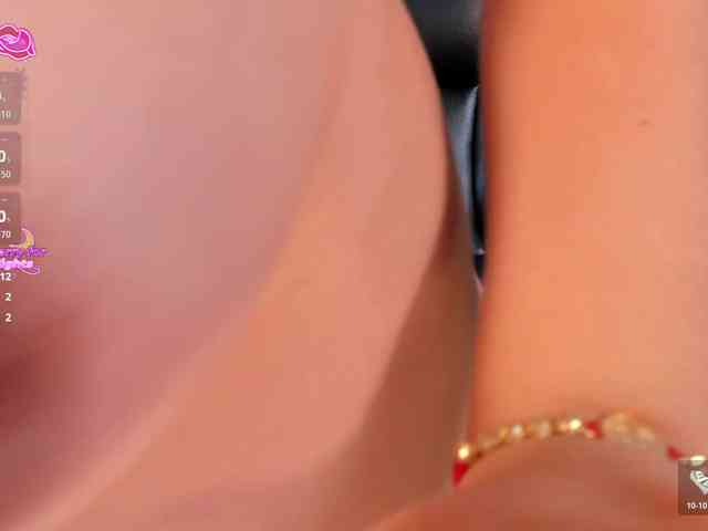 RebeccaHudson webcam