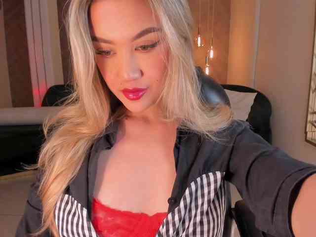 RebeccaHudson webcam