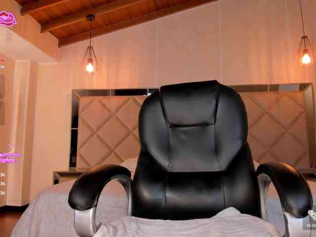 RebeccaHudson webcam