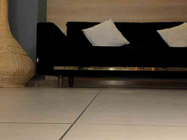 RebeccaHudson webcam