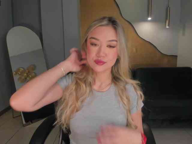 RebeccaHudson webcam