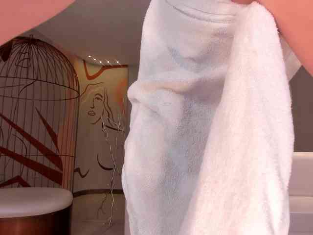 RebeccaHudson Live Webcam on BongaCams