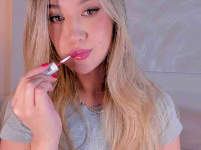 RebeccaHudson webcam