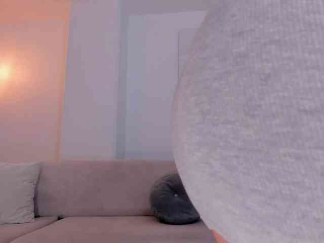 RebeccaHudson webcam